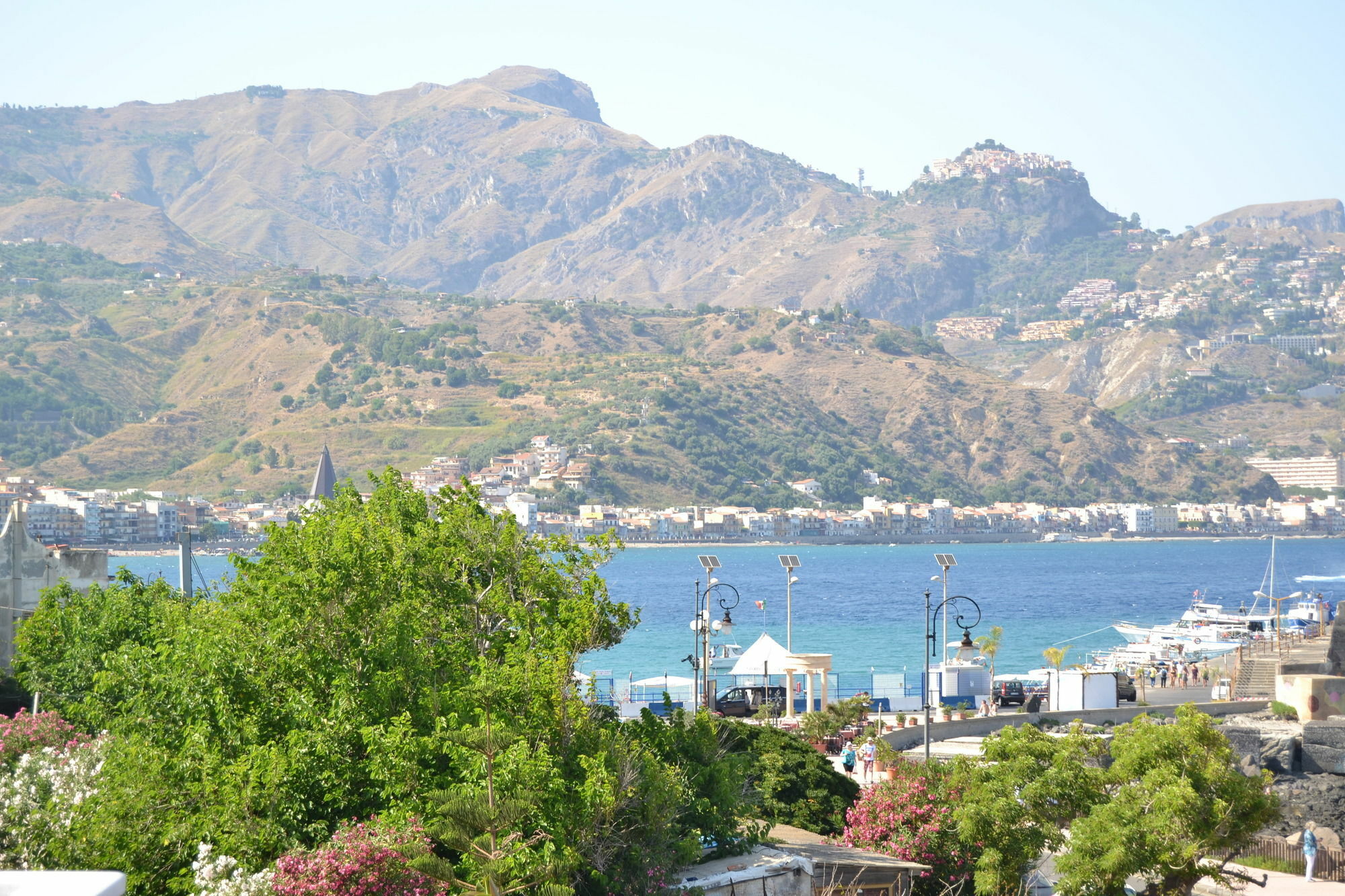 Hotel Porto Azzurro Giardini Naxos Exterior photo